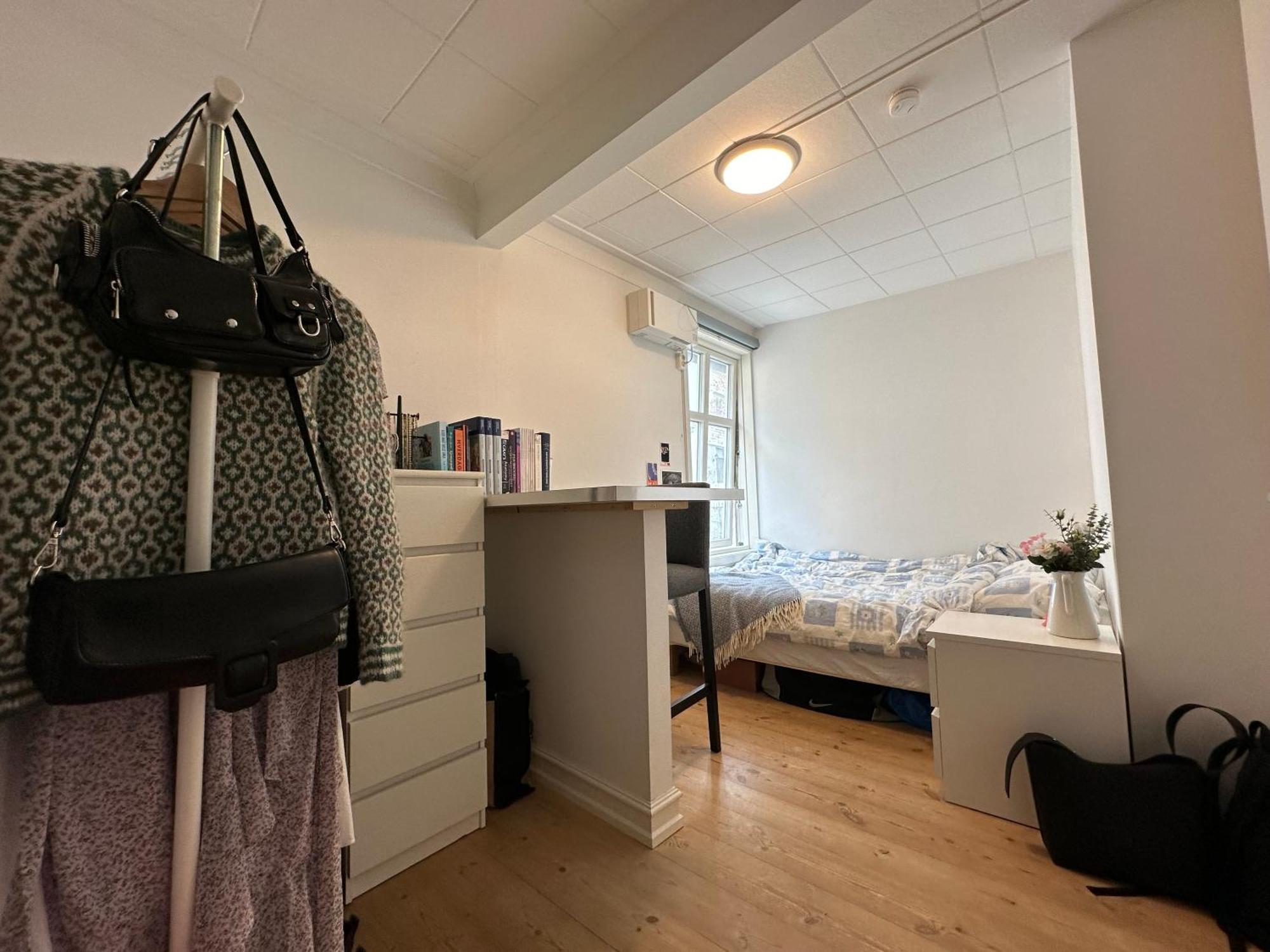 Apartamento Sjarmerende Bolig Like Ved Togstasjonen Bergen Exterior foto