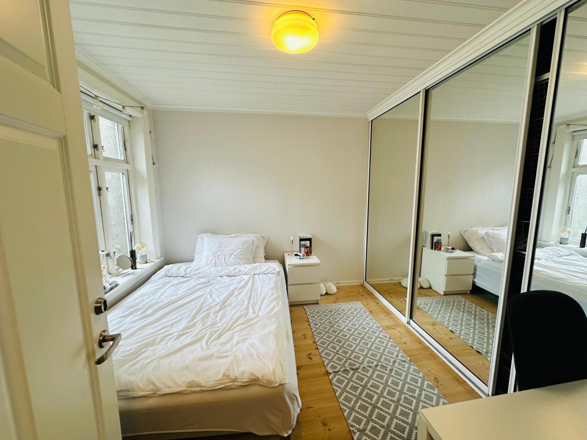 Apartamento Sjarmerende Bolig Like Ved Togstasjonen Bergen Exterior foto