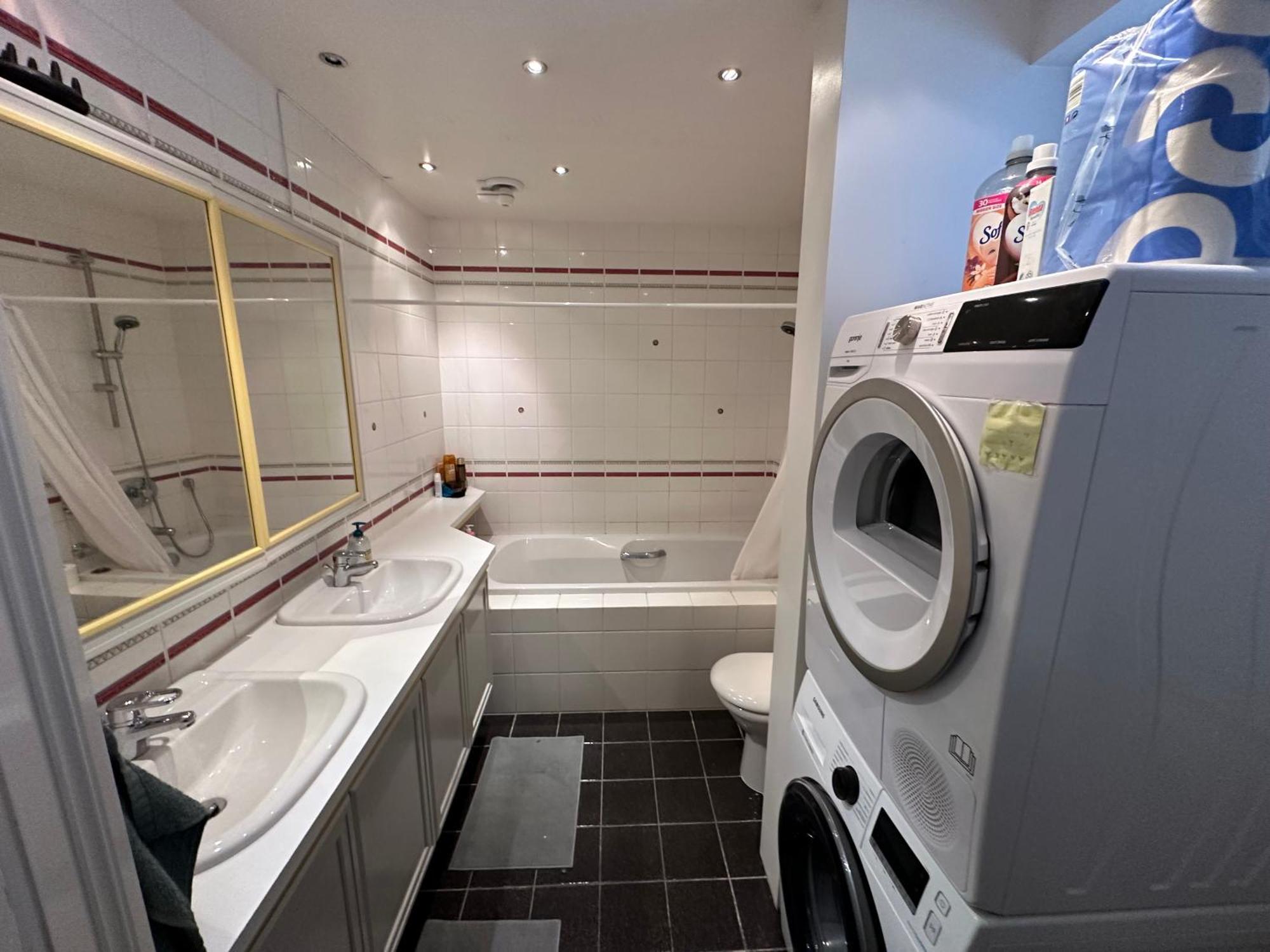 Apartamento Sjarmerende Bolig Like Ved Togstasjonen Bergen Exterior foto